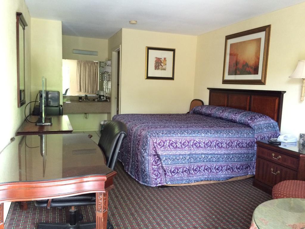 Knights Inn Augusta Fort Gordon Quarto foto